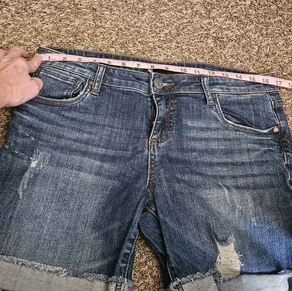 KUT from the Kloth jean Shorts - Picture 9 of 10